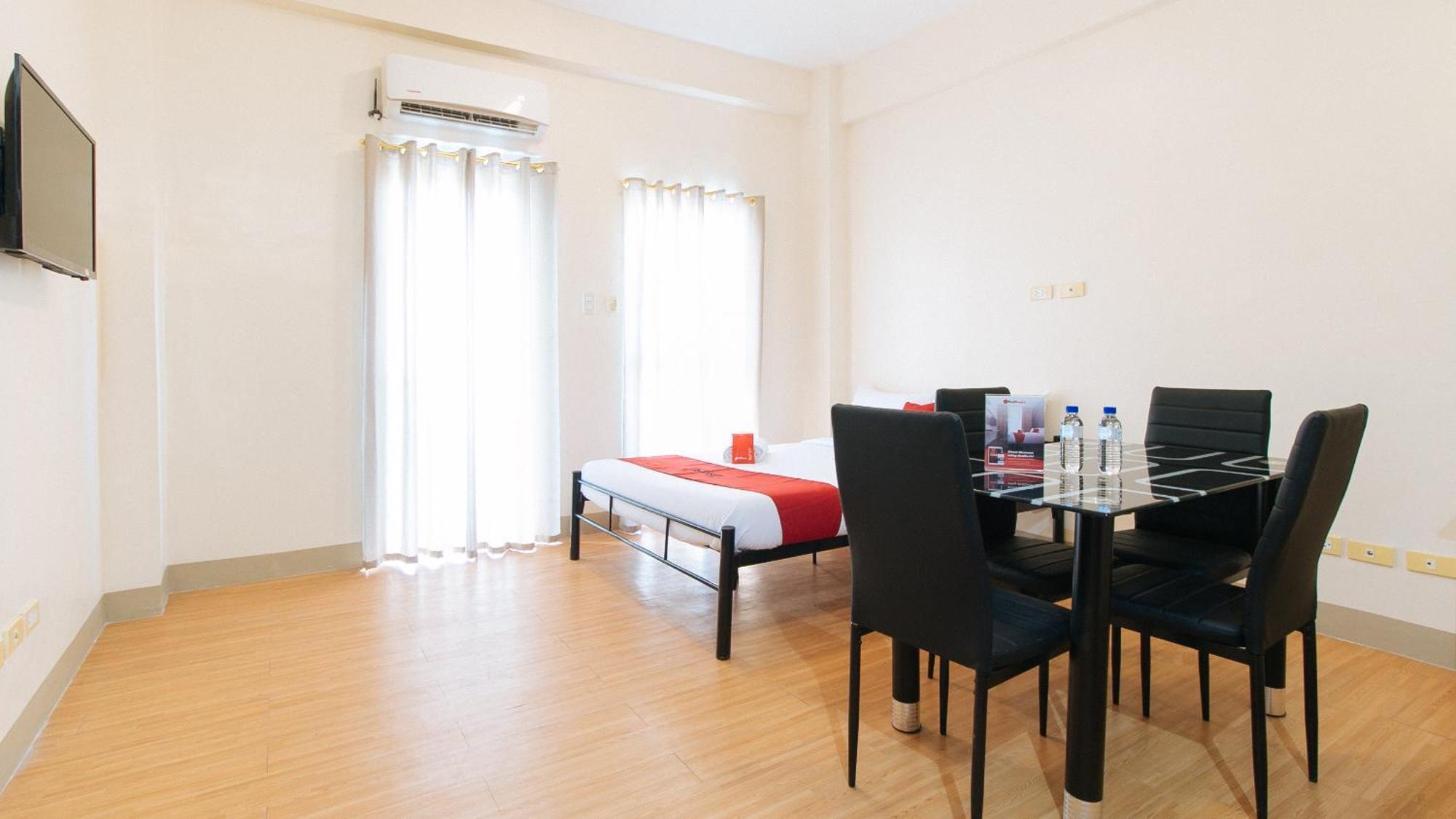 Reddoorz Plus At Alpina Heights Paranaque Paranaque City Dış mekan fotoğraf