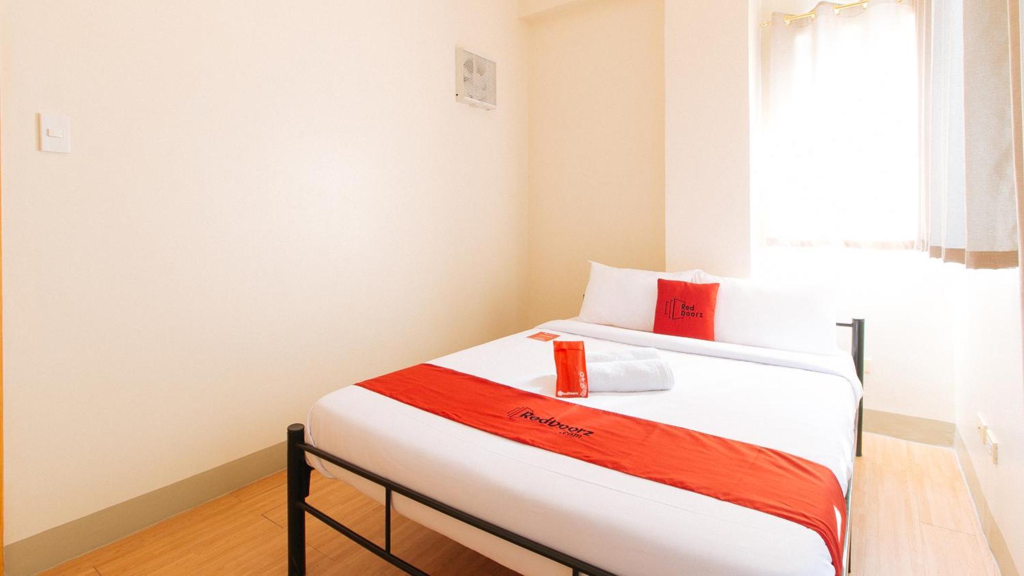 Reddoorz Plus At Alpina Heights Paranaque Paranaque City Dış mekan fotoğraf