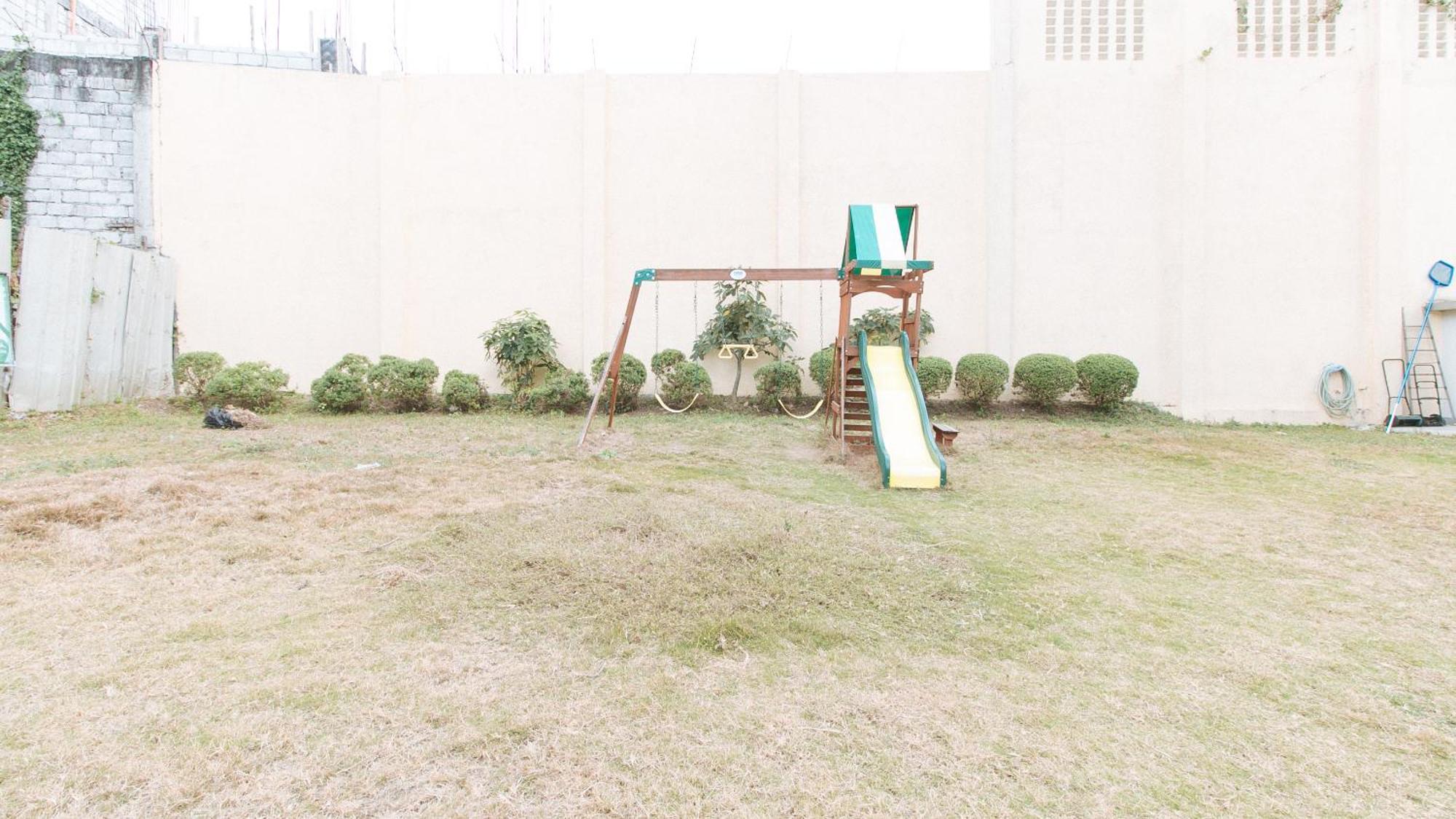 Reddoorz Plus At Alpina Heights Paranaque Paranaque City Dış mekan fotoğraf